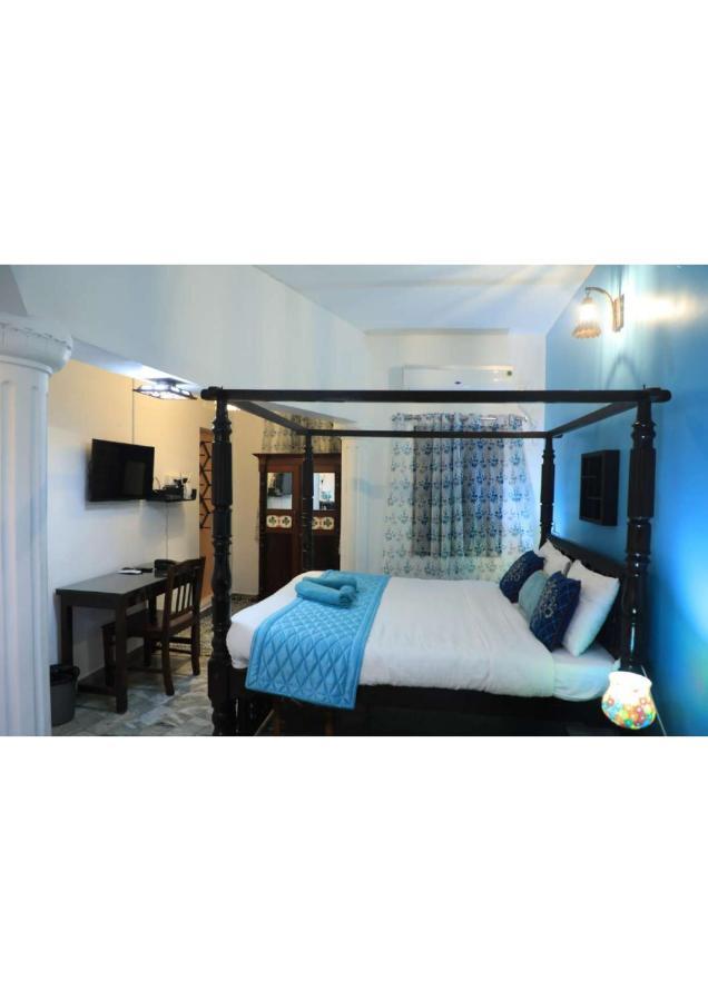 Le Clarisse Guest House Pondicherry Exterior photo